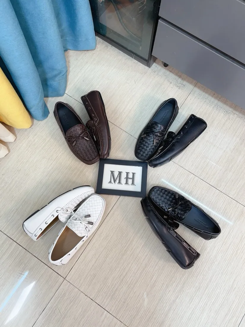 Ex-factory price 420🌹🌹【Super comfortable soft sole BV woven beanie shoes】Fashion hot style ⭐️⭐️⭐️BV Men's casual shoes 🎈High-quality cowhide upper, woven cowhide upper with metal buckle decoration, perfect fit, full of personality and fashionable charm, genuine leather lining ⚠️⚠️Flexible and lightweight outsole, fashionable and handsome, size: 38-44, 37+45 can be customized